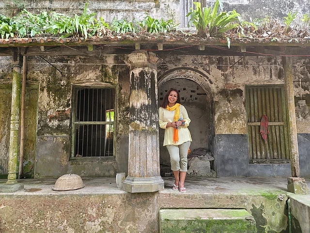 ভেতরের এই ভবনগুলো পরিত্যক্ত 