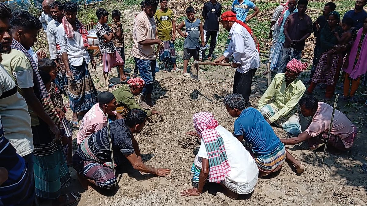 এক মাস পর দেশে এল লেবাননে নিহত দিপালী বেগমের মরদেহ