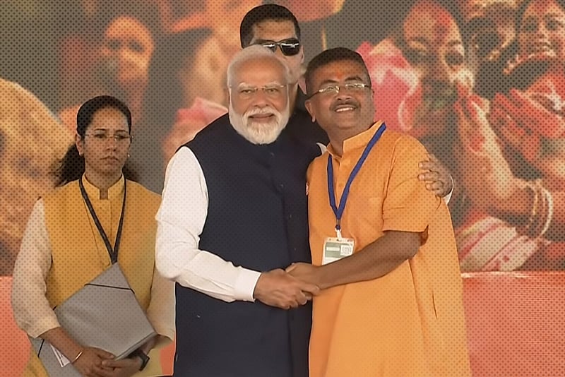 কলকাতায় নতুন সরকারের শপথ অনুষ্ঠান