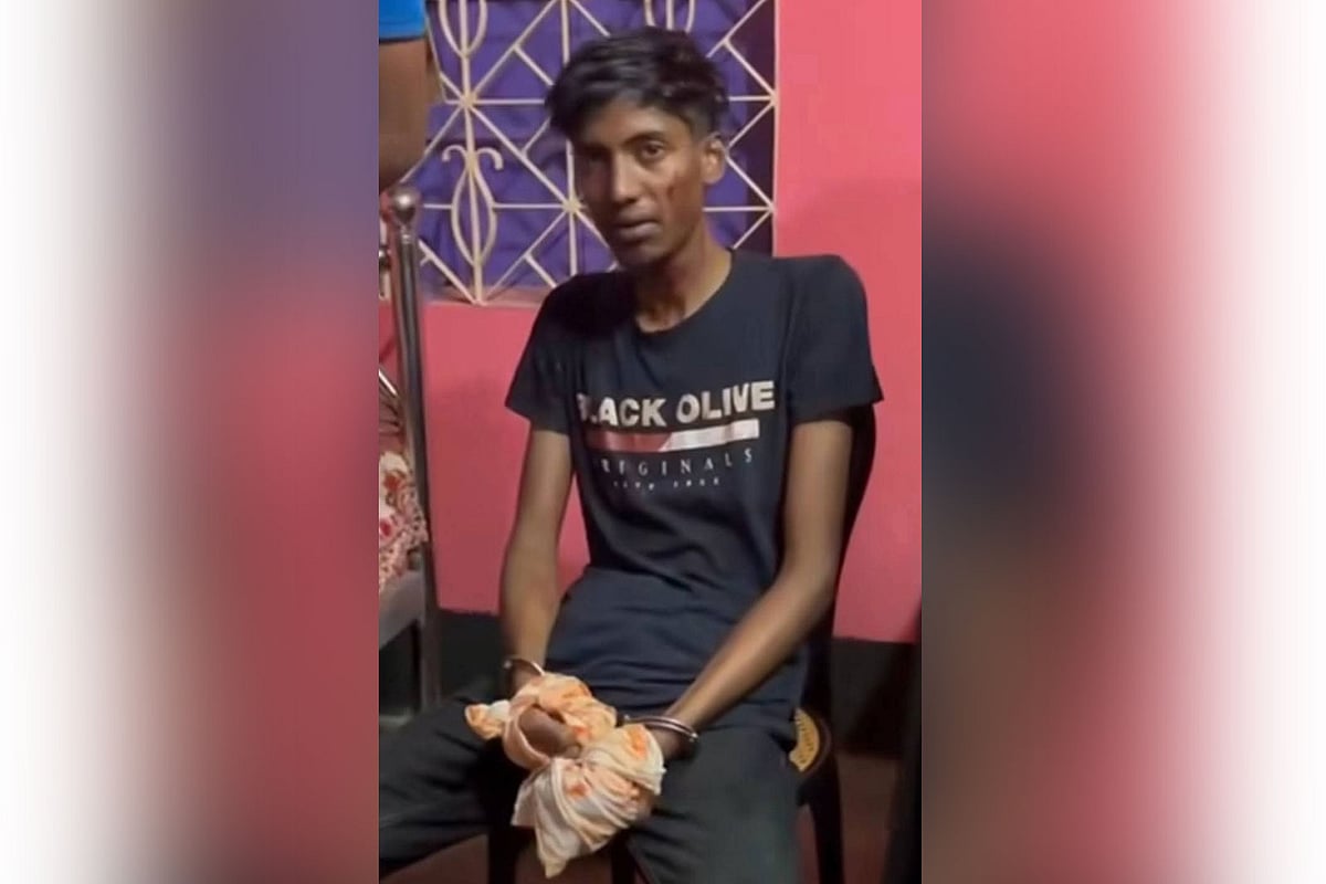 অনলাইন থেকে অর্ডার করে ছুরি কেনেন ছেলে, সেই ছুরি দিয়ে মাকে খুন