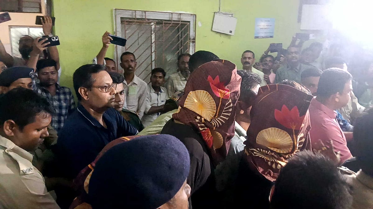 গ্রেপ্তার ৩ সন্দেহভাজন ‘শুটার’ রিমান্ডে