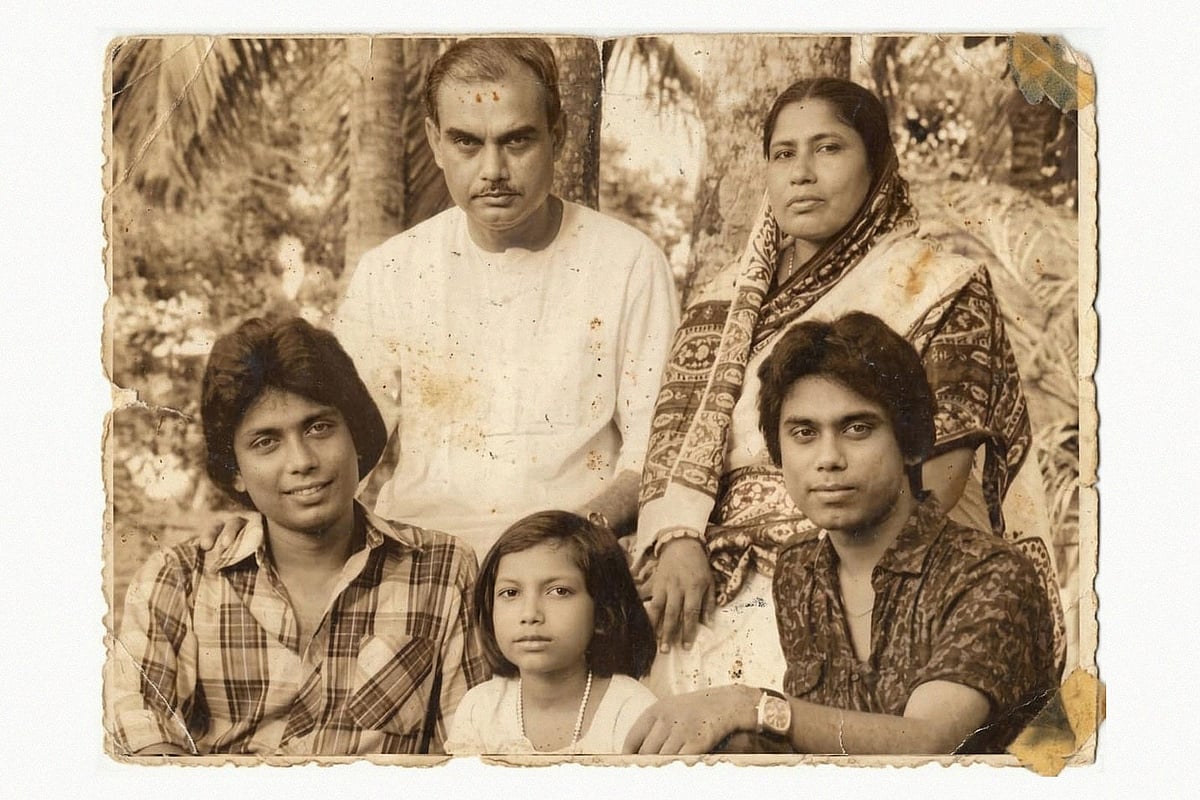 আম্মা বলতেন, সুখে থাকার জন‍্য চেষ্টা কোরো না, ভালো থাকো...