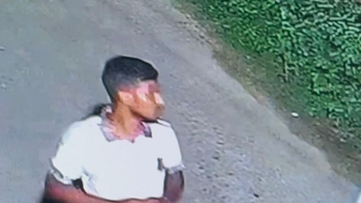 ছবি: প্রক্টর অফিস থেকে পাওয়া