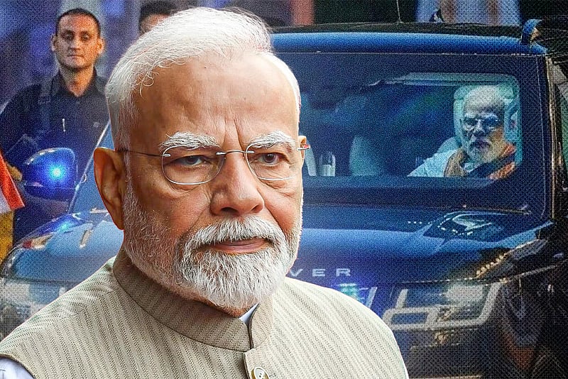 জ্বালানি সাশ্রয়ে বহরে গাড়ির সংখ্যা অর্ধেকে নামিয়ে আনছেন নরেন্দ্র মোদি