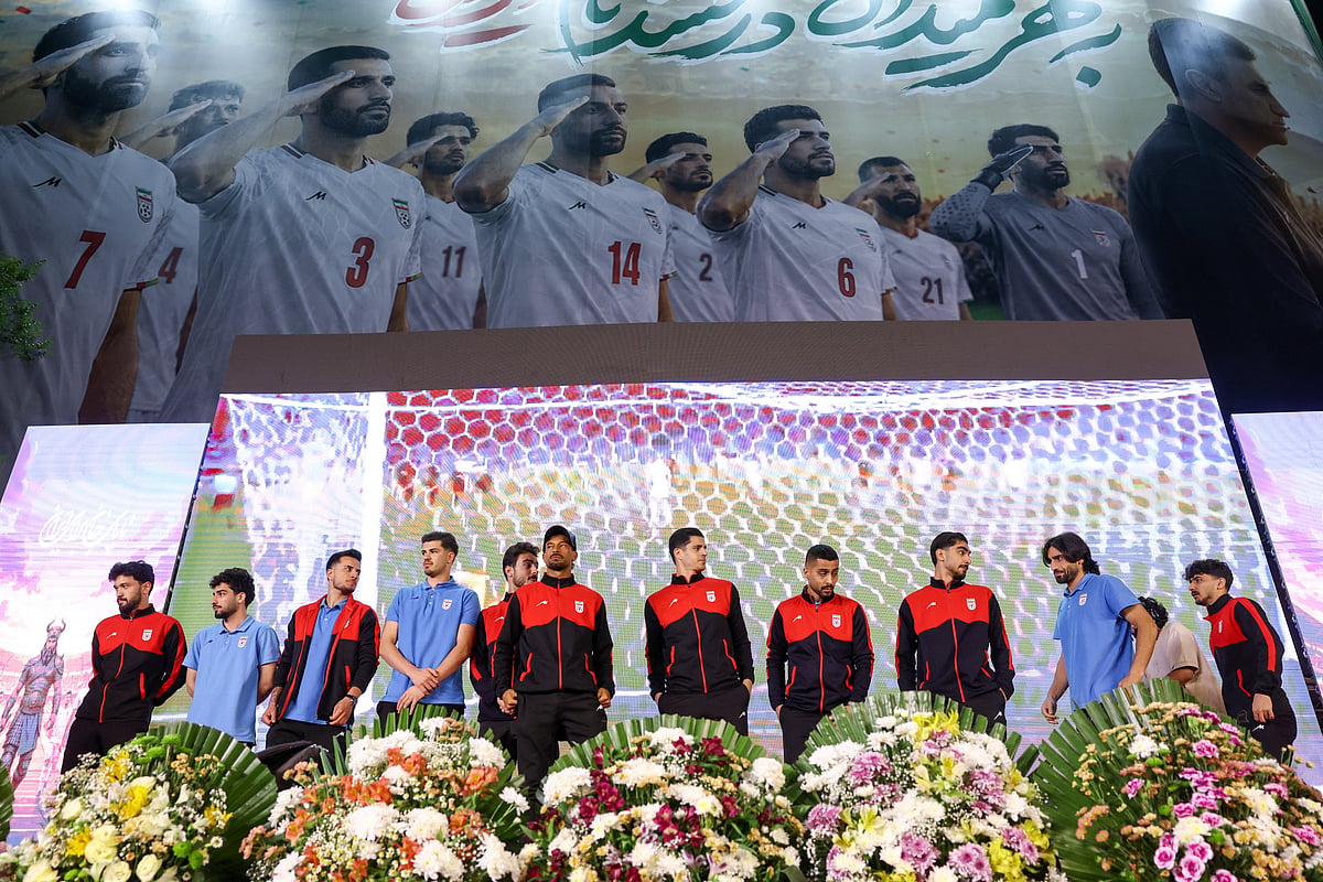 ইরানের ফুটবল দলকে এখনো ভিসা দেয়নি যুক্তরাষ্ট্র