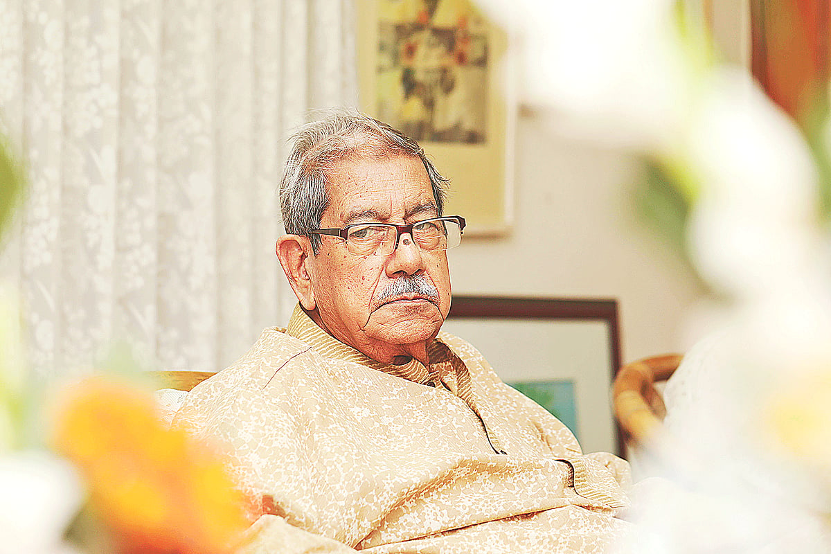 অন্যদের স্মৃতিতে জাগ্রত 