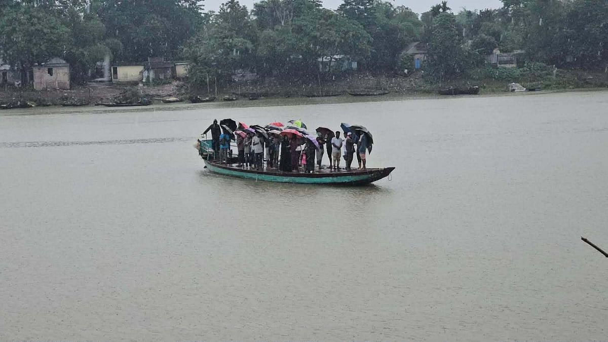 সুনামগঞ্জে তিন দিনে ২৪২ মিলিমিটার বৃষ্টি, আবারও পানি বাড়ছে নদী ও হাওরে