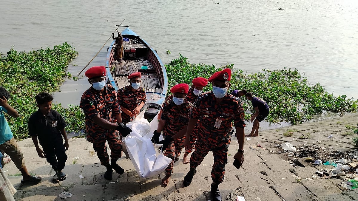 পদ্মায় ঝাঁপ দেওয়া কাপাসিয়ার ৫ খুন মামলার আসামি ফোরকানের লাশ উদ্ধার
