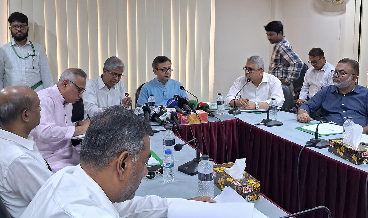 অব্যবস্থাপনায় চামড়াশিল্প কাঙ্ক্ষিত পথে এগোয়নি: বাণিজ্যমন্ত্রী