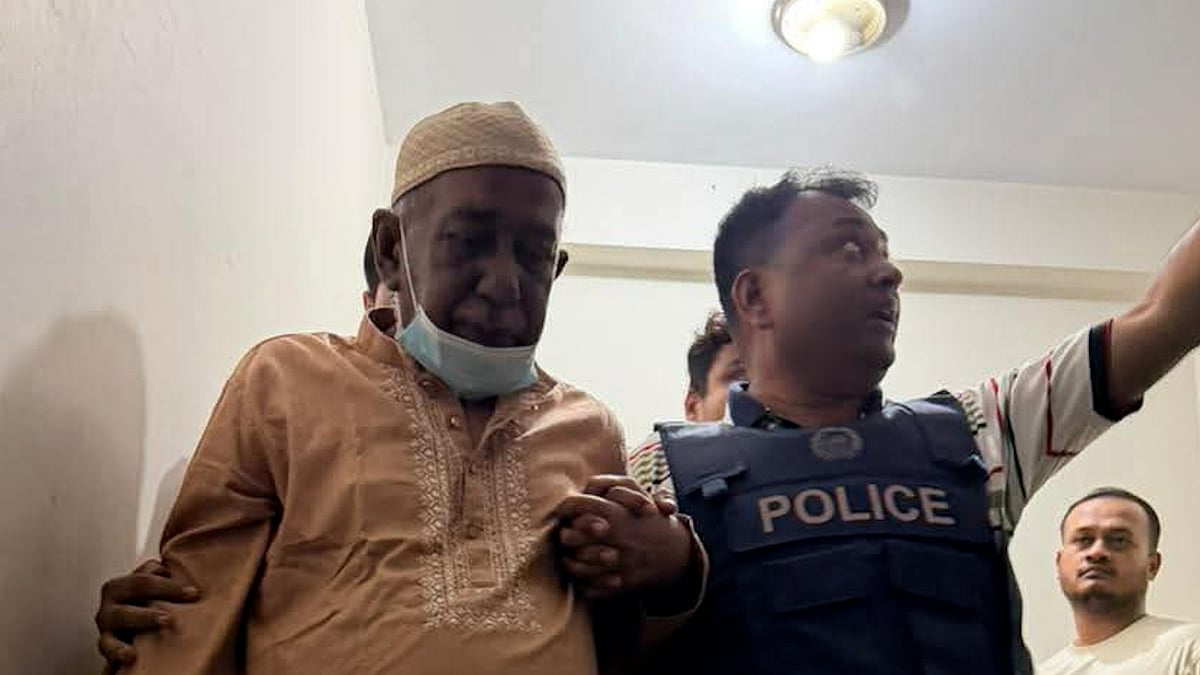 আবু সাঈদ হত্যা মামলায় রোকেয়া বিশ্ববিদ্যালয়ের সাবেক উপাচার্য গ্রেপ্তার