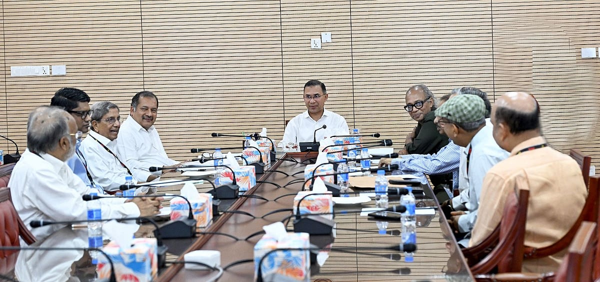 গণমাধ্যমের স্বাধীনতার জন্য আইনের অগণতান্ত্রিক ধারা বাতিলের দাবি