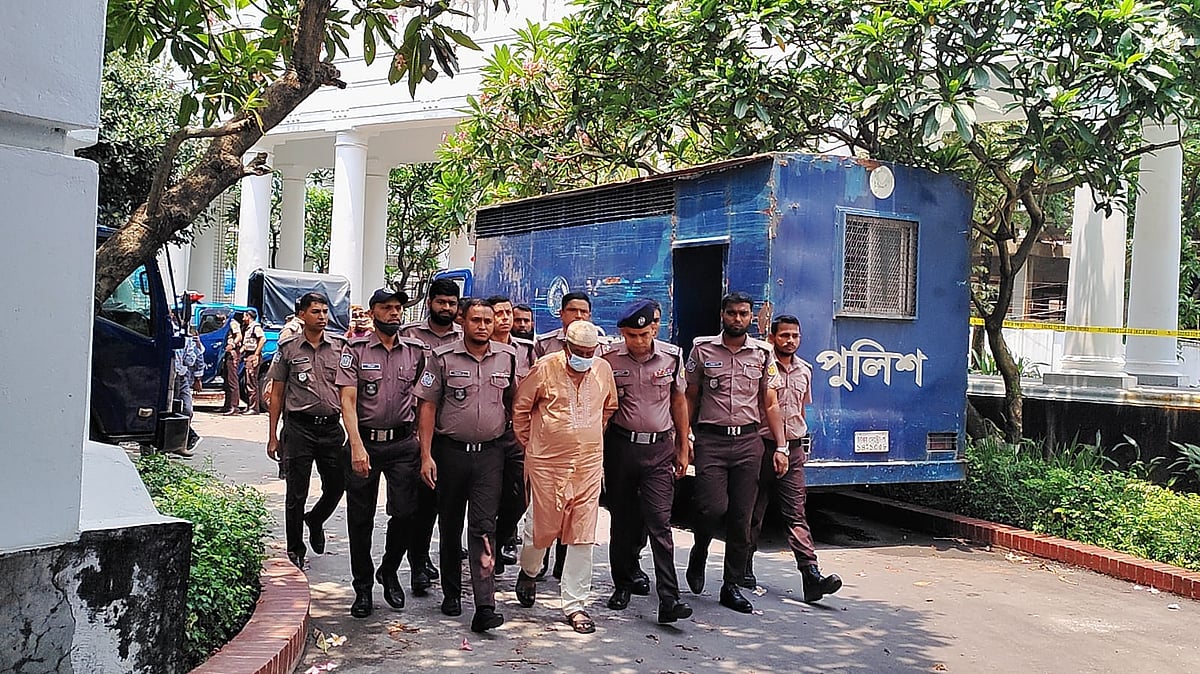 রোকেয়া বিশ্ববিদ্যালয়ের সাবেক উপাচার্য হাসিবুরকে কারাগারে পাঠানোর নির্দেশ