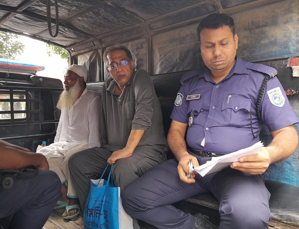 পাটগ্রাম সীমান্তে পররাষ্ট্র মন্ত্রণালয়ের সাবেক ডিজি আটক, গ্রেপ্তার দেখানো হলো গণ-অভ্যুত্থানে করা মামলায়