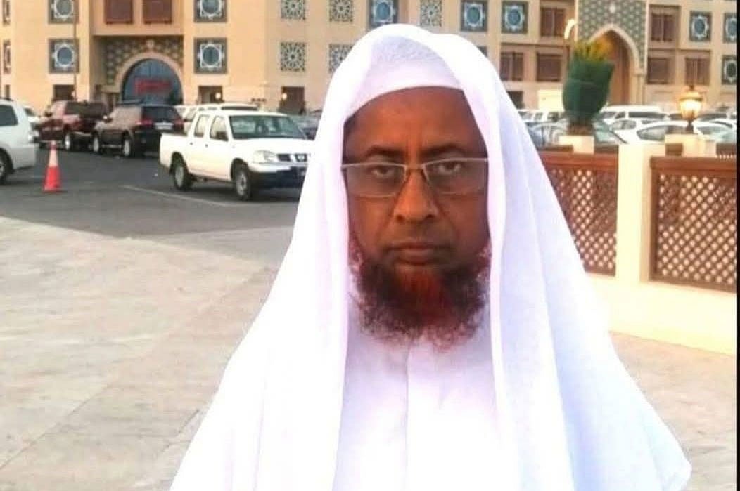 অসুস্থ মেয়েকে ডাক্তার দেখিয়ে সড়ক পার হচ্ছিলেন, ট্রাকচাপায় নিহত বাবা