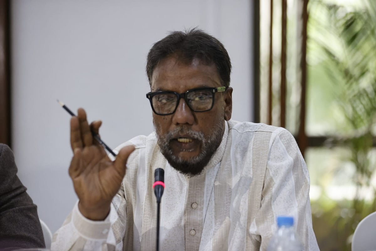 ভোগ্যপণ্যের জন্য ৪-৫টি কোম্পানির ওপর নির্ভরশীল: গোলাম মাওলা