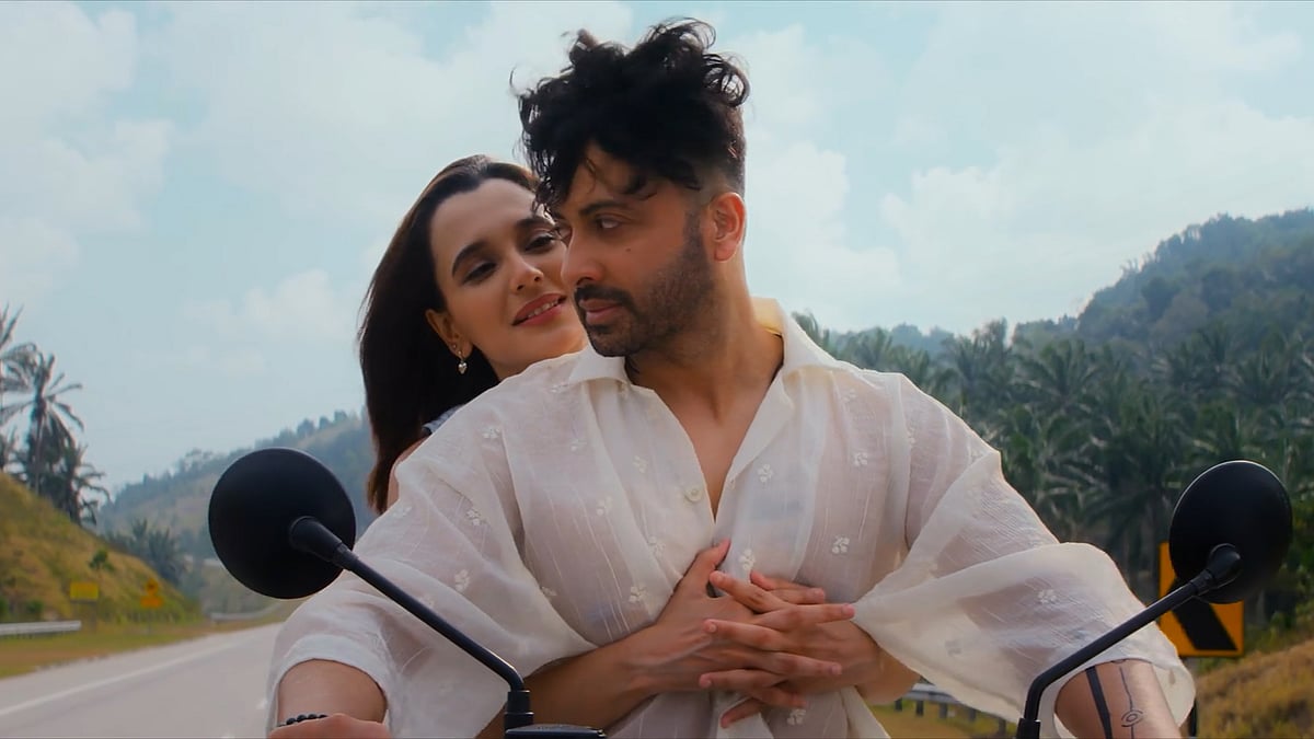 ‘রকস্টার’–এর দ্বিতীয় টিজারেই শাকিবের সঙ্গে তিন নায়িকা