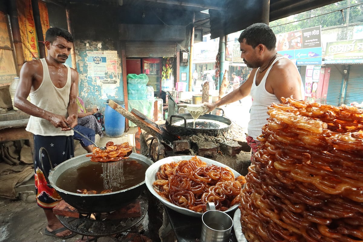 তাপপ্রবাহ ১৩ জেলায়, রাজধানীতেও তাপমাত্রা বাড়ল