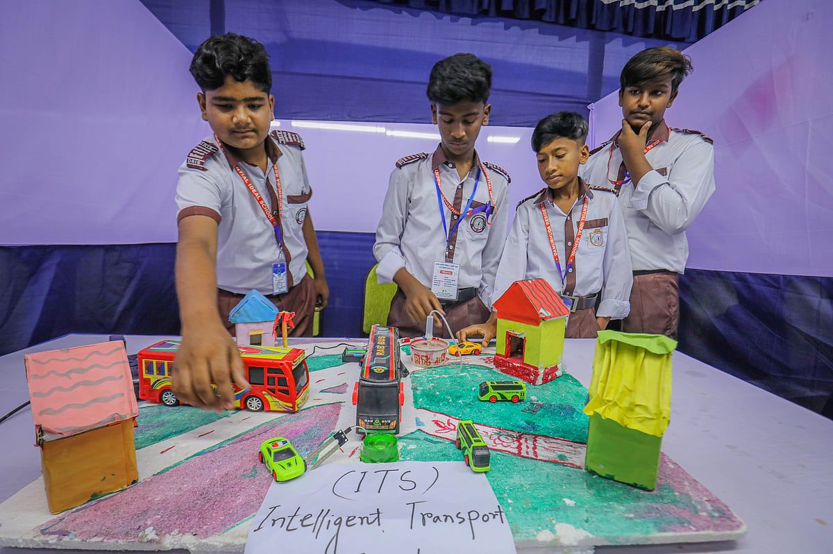 ছবি: সাদ্দাম হোসেন 