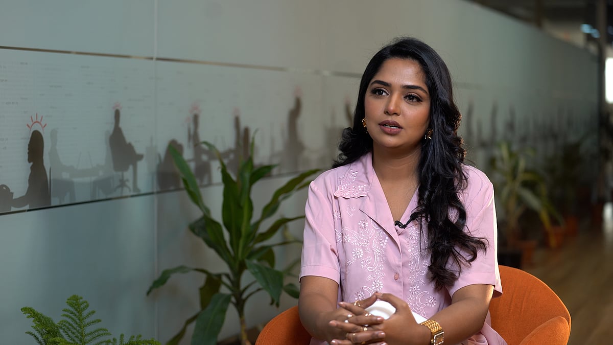 আমি রোমান্টিক গল্প পছন্দ করি: হিমি