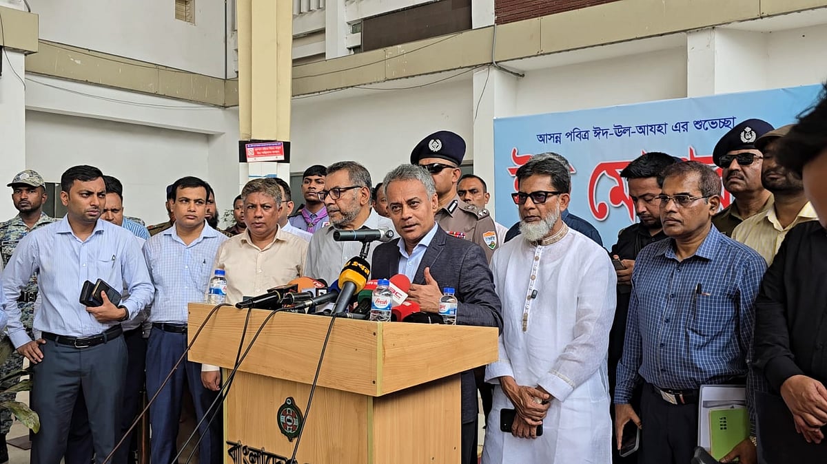 লক্ষ লক্ষ যাত্রীর ট্রেনে যাওয়ার ইচ্ছা, ম্যানেজমেন্টটা বড় চ্যালেঞ্জ, বললেন রেলমন্ত্রী