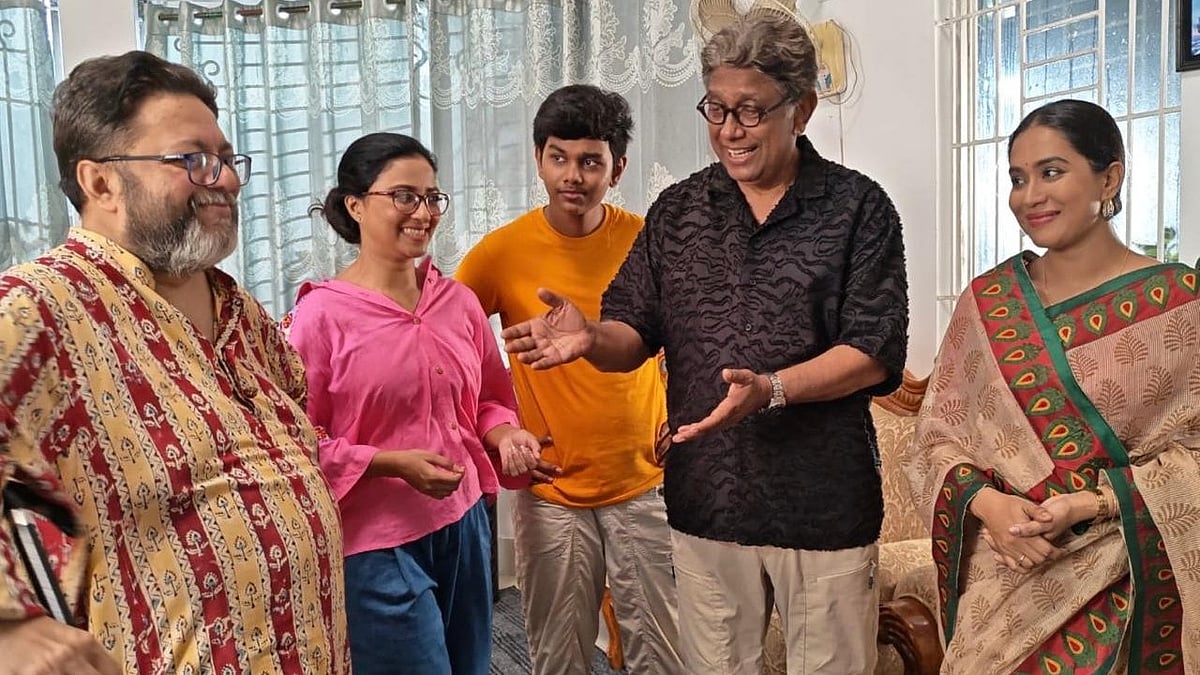 শুরুতে ভয় ছিল, পরে মুগ্ধ—আফজাল হোসেনকে নিয়ে মমর অভিজ্ঞতা কেমন