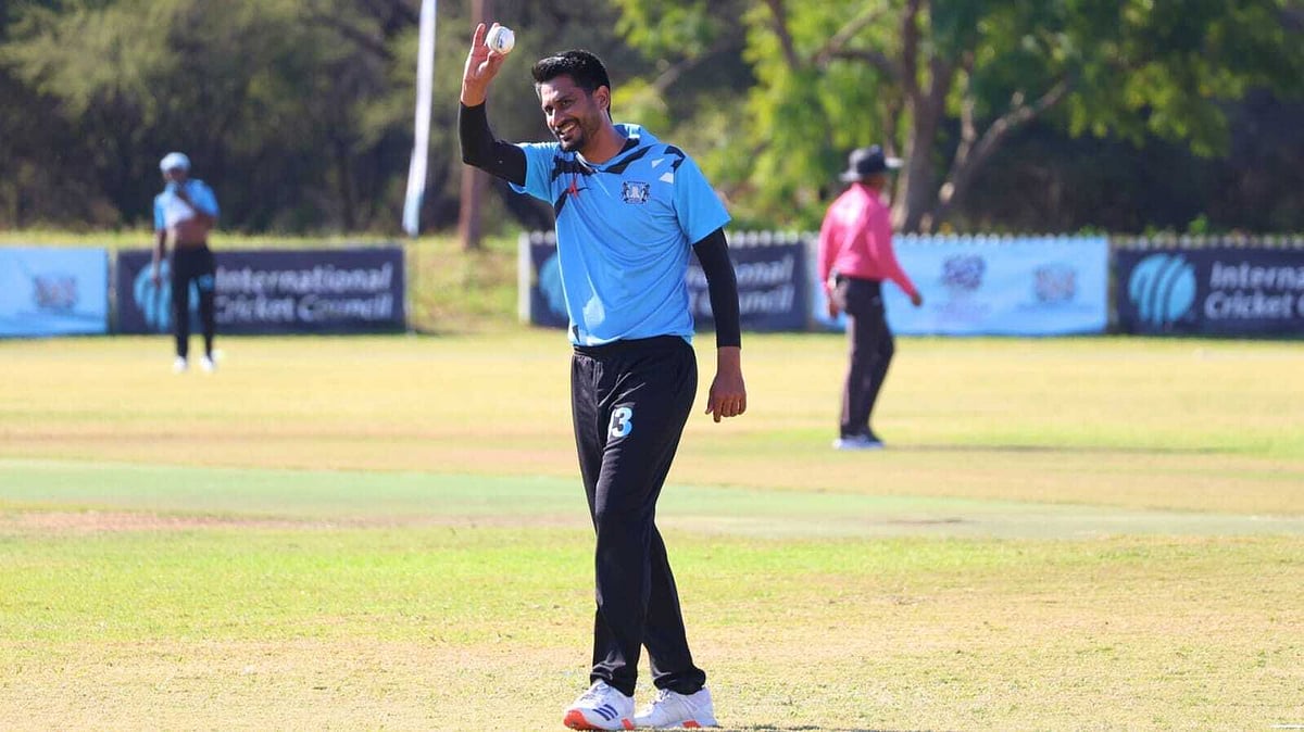 ২ রানে ৬ উইকেট নিয়ে বিশ্ব রেকর্ড