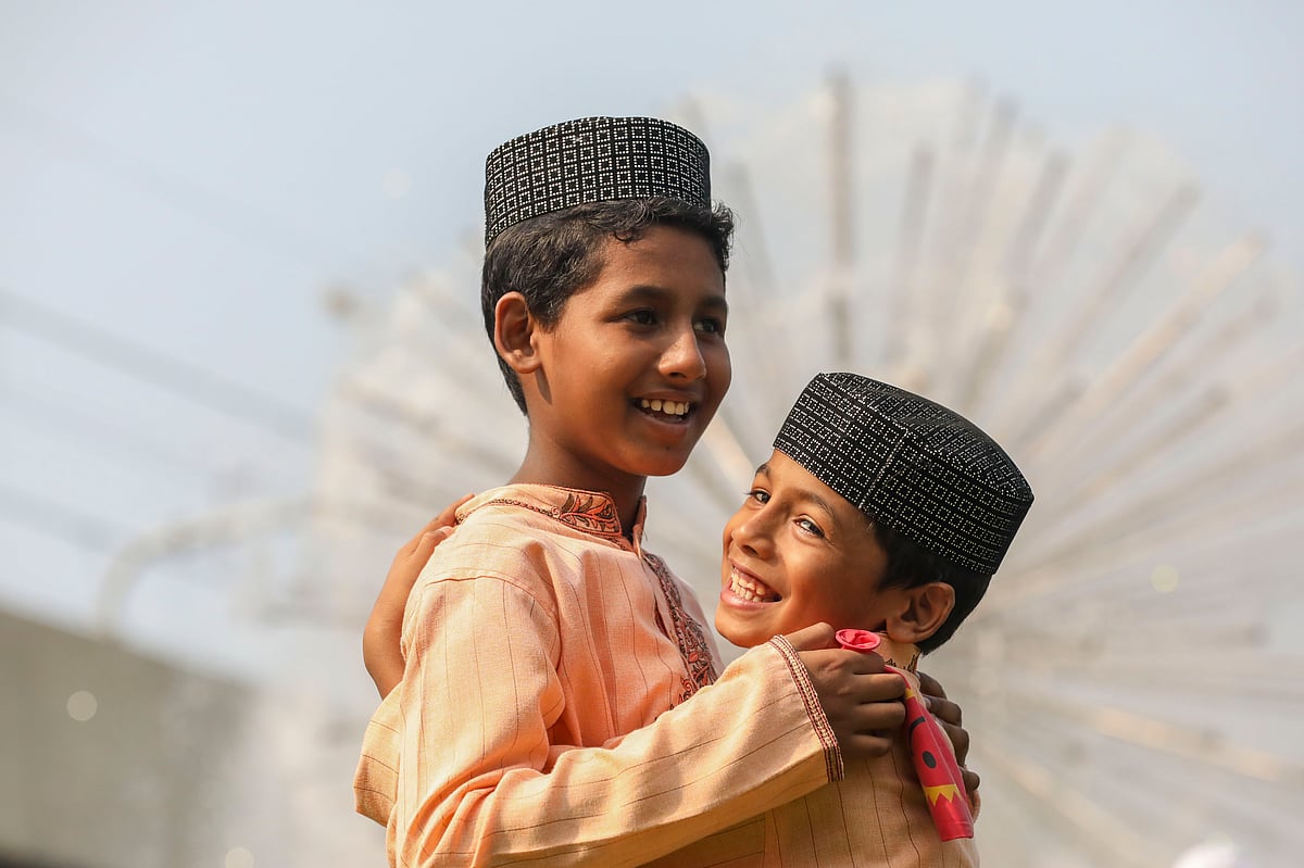 জাতীয় মসজিদে ও ঈদগাহে ঈদের জামাত