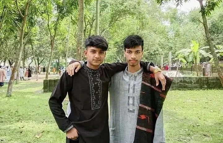 ঈদের ছুটিতে গ্রামে ফিরেছিল দুই কিশোর বন্ধু, নদীতে গোসলে নেমে মৃত্যু