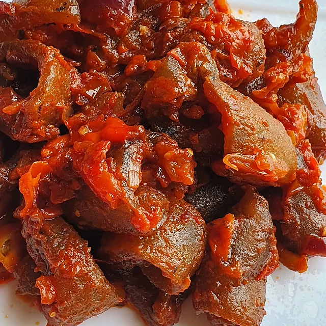 এখন মানুষ গরুর চামড়া প্রসেস ও রান্না করার বিষয়ে আগ্রহী হচ্ছে