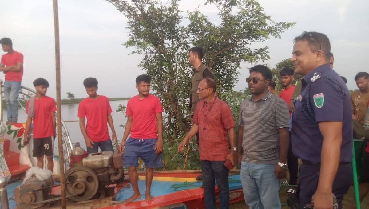 হাওরে উচ্চ শব্দে গানবাজনা: ছয় নৌকার মালিককে জরিমানা, সাউন্ড বক্স জব্দ