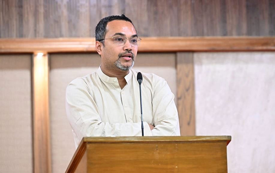 প্রধানমন্ত্রীর ১০ নির্দেশনায় ঈদ ব্যবস্থাপনায় ‘দৃশ্যমান ইতিবাচক পরিবর্তন’ এসেছে: মাহদী আমিন