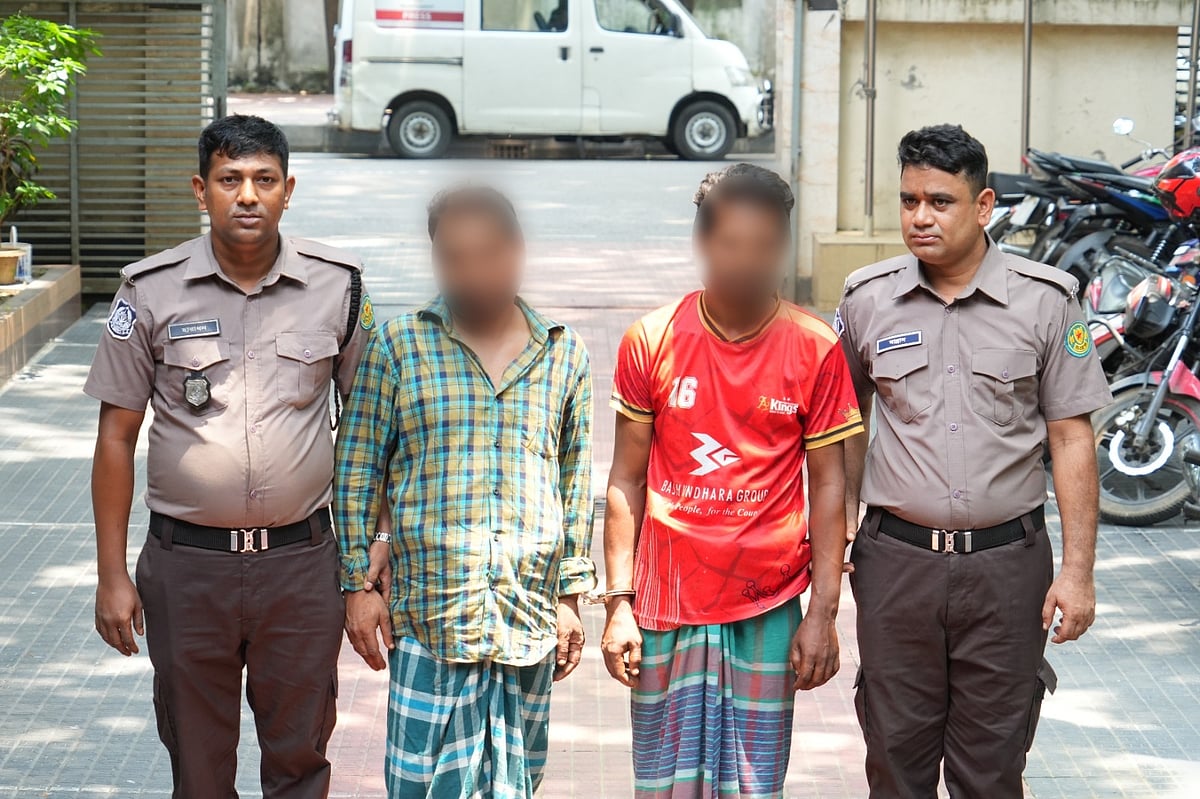 নারায়ণগঞ্জ থেকে মোহাম্মদপুরে এসে ছিনতাই করে আবার ফিরে যেতেন তাঁরা