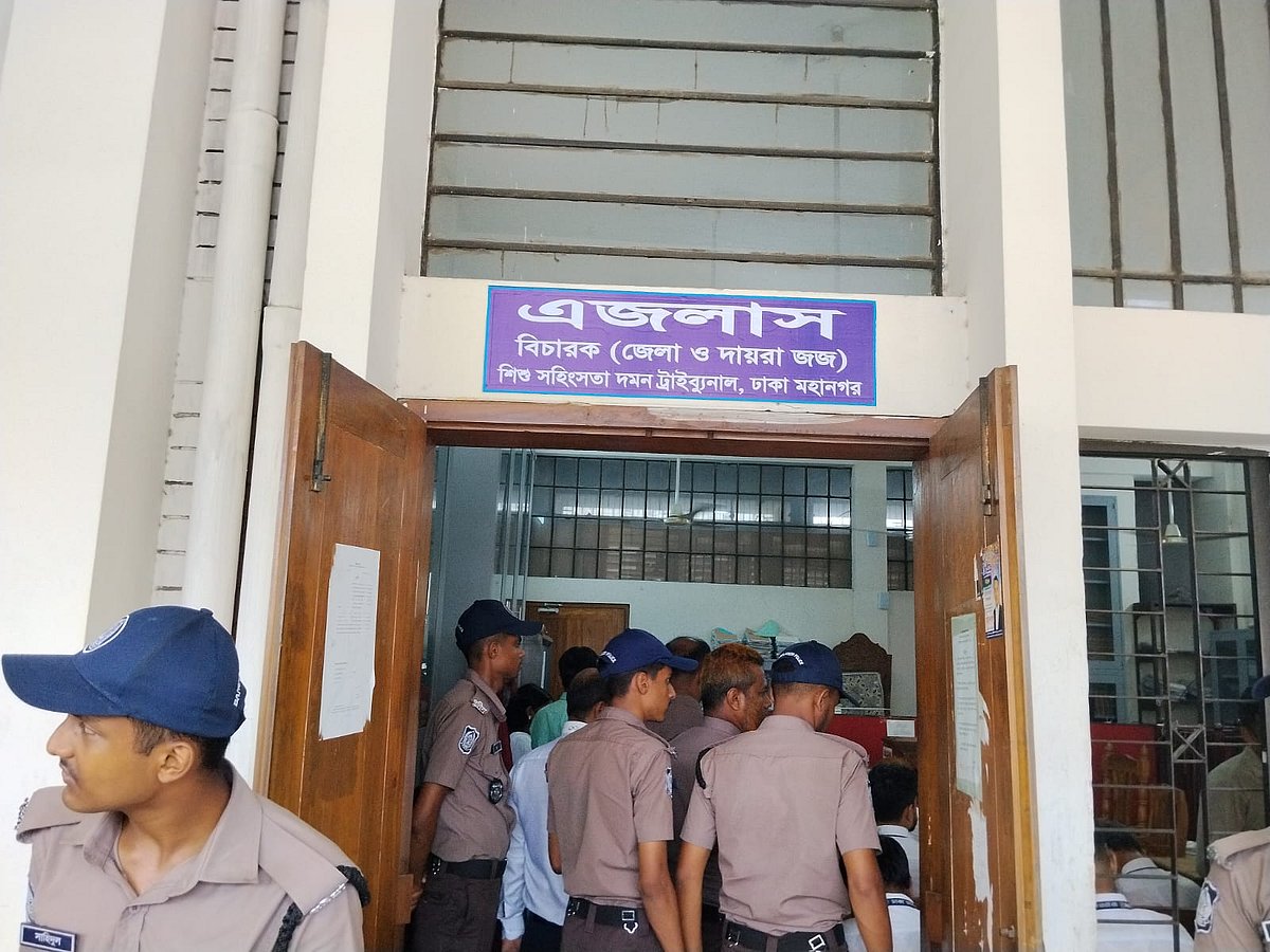 আত্মপক্ষে সোহেল বললেন, ‘আমিও দোষ করেছি, ডলারও করেছে, তাঁরে ধরেন’