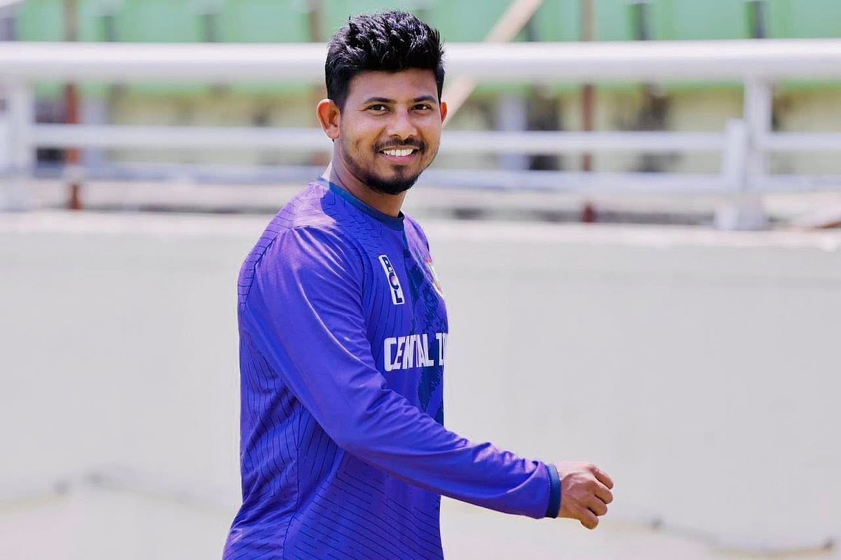 ৪ বছর পর ওয়ানডে দলে মোসাদ্দেক হোসেন