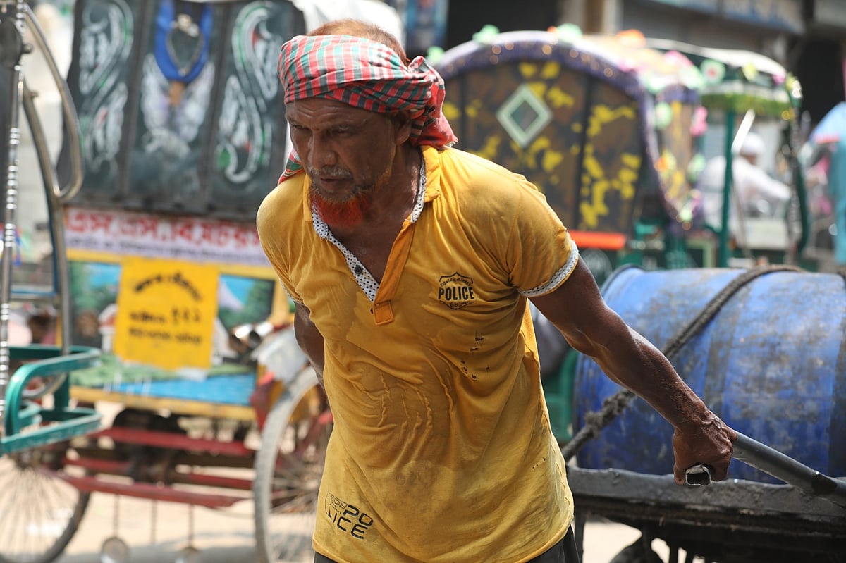 গরমে পুড়ছে দেশ, আর কদিন থাকবে