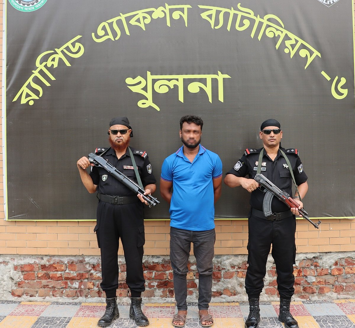 খুলনায় নানি ও দুই নাতি খুন: প্রধান আসামি বরিশাল থেকে গ্রেপ্তার