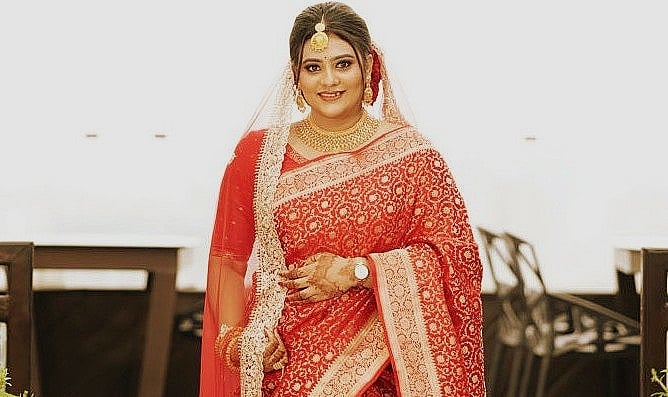 বিয়ের ছবি দিয়ে দীপ্তি লিখলেন, ‘মাস্টার সাহেব, আপনি আমার জন্য চোখের জল ফেলেছেন...’