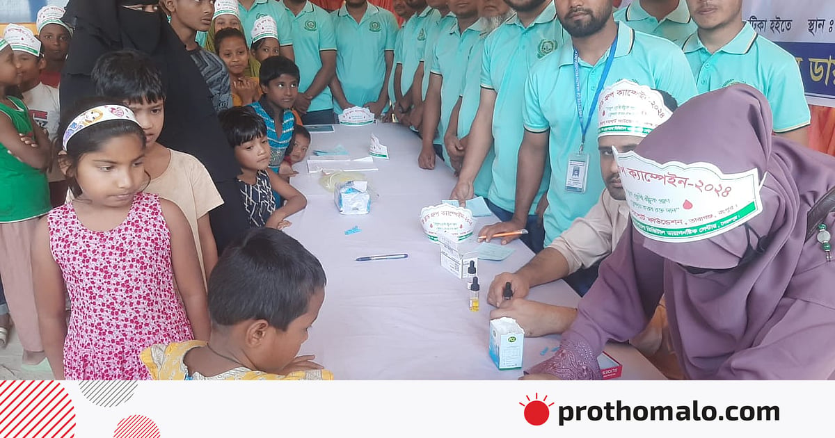 বাবার অনুপ্রেরণায় মানবসেবায় আশিকুর, সংগঠন গড়ে দাঁড়িয়েছেন মানুষের পাশে বাবার অনুপ্রেরণায় মানবসেবায় আশিকুর, সংগঠন গড়ে দাঁড়িয়েছেন মানুষের পাশে
