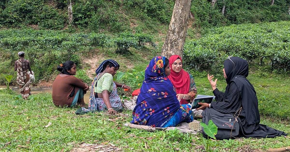 বিলাসিতা বনাম চা–শ্রমিকের জীবনযাত্রা ও সংস্কৃতি বিলাসিতা বনাম চা–শ্রমিকের জীবনযাত্রা ও সংস্কৃতি