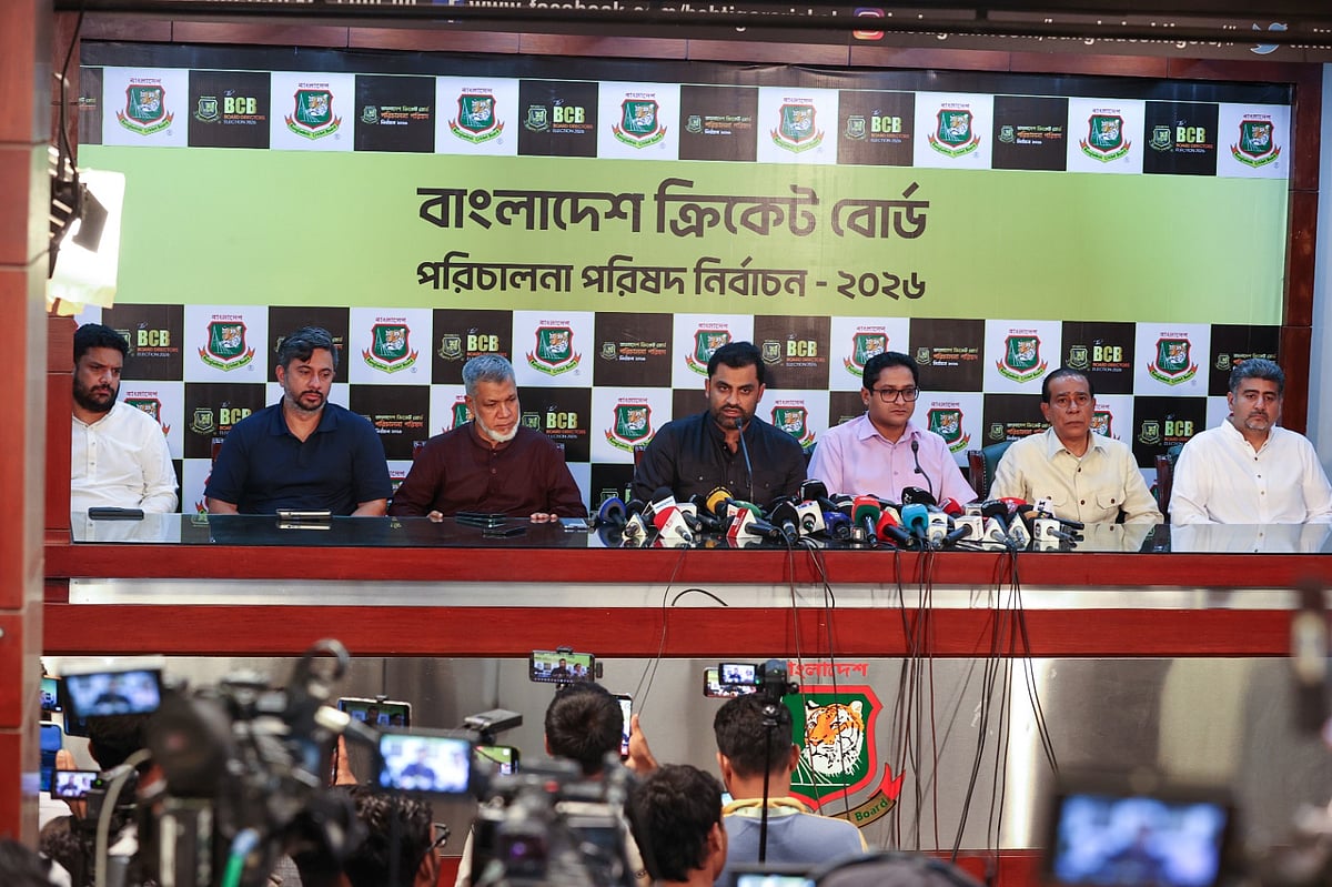 বিসিবিতে ২৫ পরিচালক হলেন কারা, তাঁদের পরিচয় কী