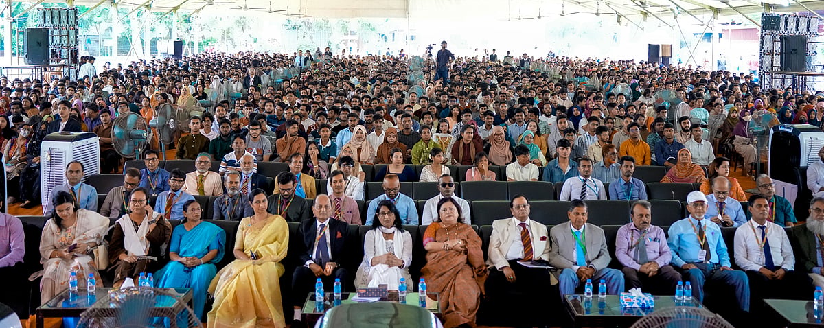 আইইউবিএটির সামার সেমিস্টারের নবীনবরণ