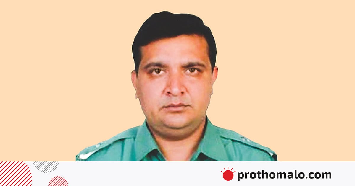 বেনজীর–ঘনিষ্ঠ পুলিশ কর্মকর্তা এখন খুলনায় ‘আতঙ্ক’ বেনজীর–ঘনিষ্ঠ পুলিশ কর্মকর্তা এখন খুলনায় ‘আতঙ্ক’