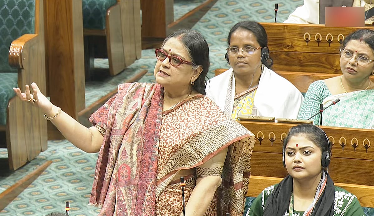 এবার লোকসভায় তৃণমূলে ভাঙন, ২০ সংসদ সদস্যের আলাদা ব