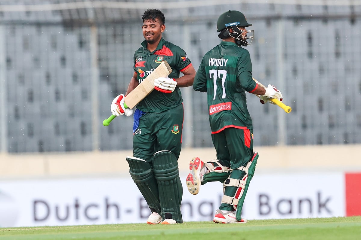 মোসাদ্দেকে ভর করে বাংলাদেশ কি তিন শ করতে পারবে