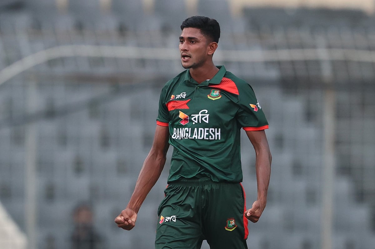 একলাফে ২৩ ধাপ এগোলেন নাহিদ রানা