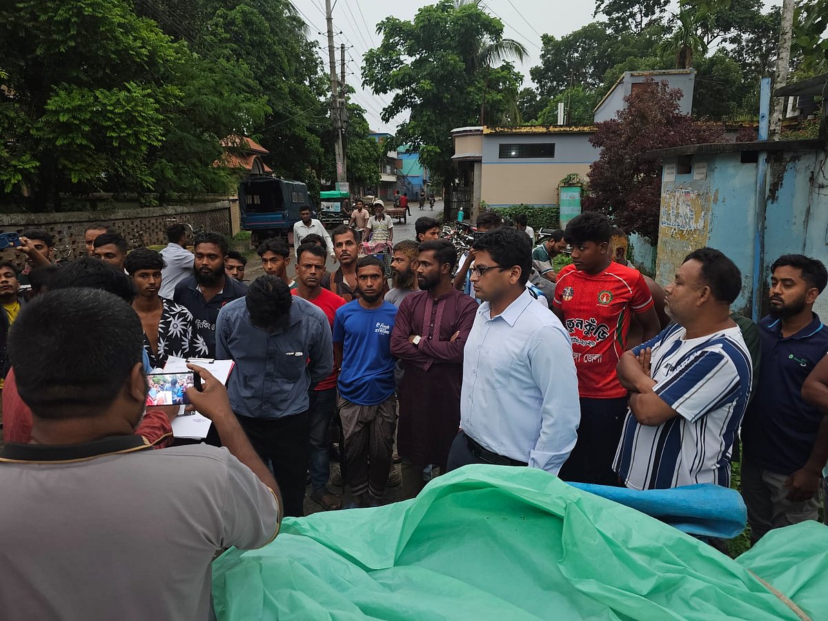 ওএমএসের চাল-আটা কালোবাজারে বিক্রির দায়ে চুয়াডাঙ্গা