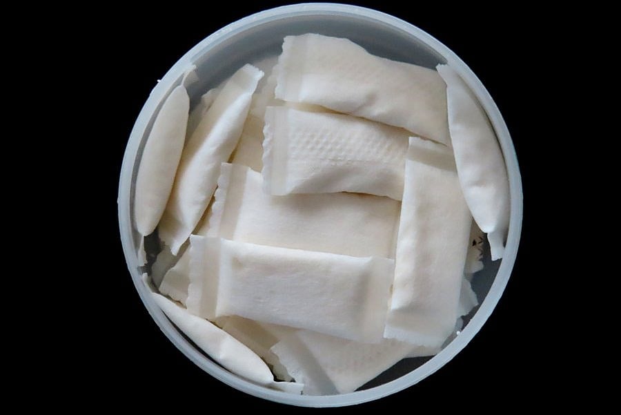 নিকোটিন পাউচের দাম ৫০০ টাকা, সিগারেটে বাড়ছে কত