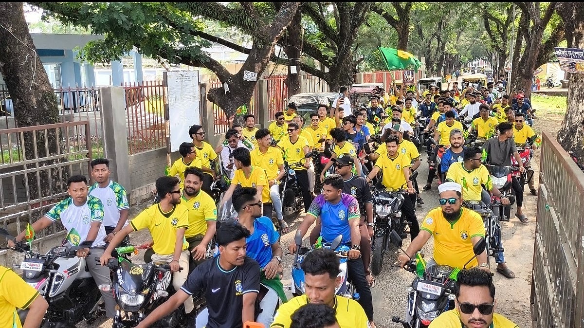 নাফের তীরে মানুষ এখন দুই শিবিরে বিভক্ত, একদল আর্জেন্টিনা অন্