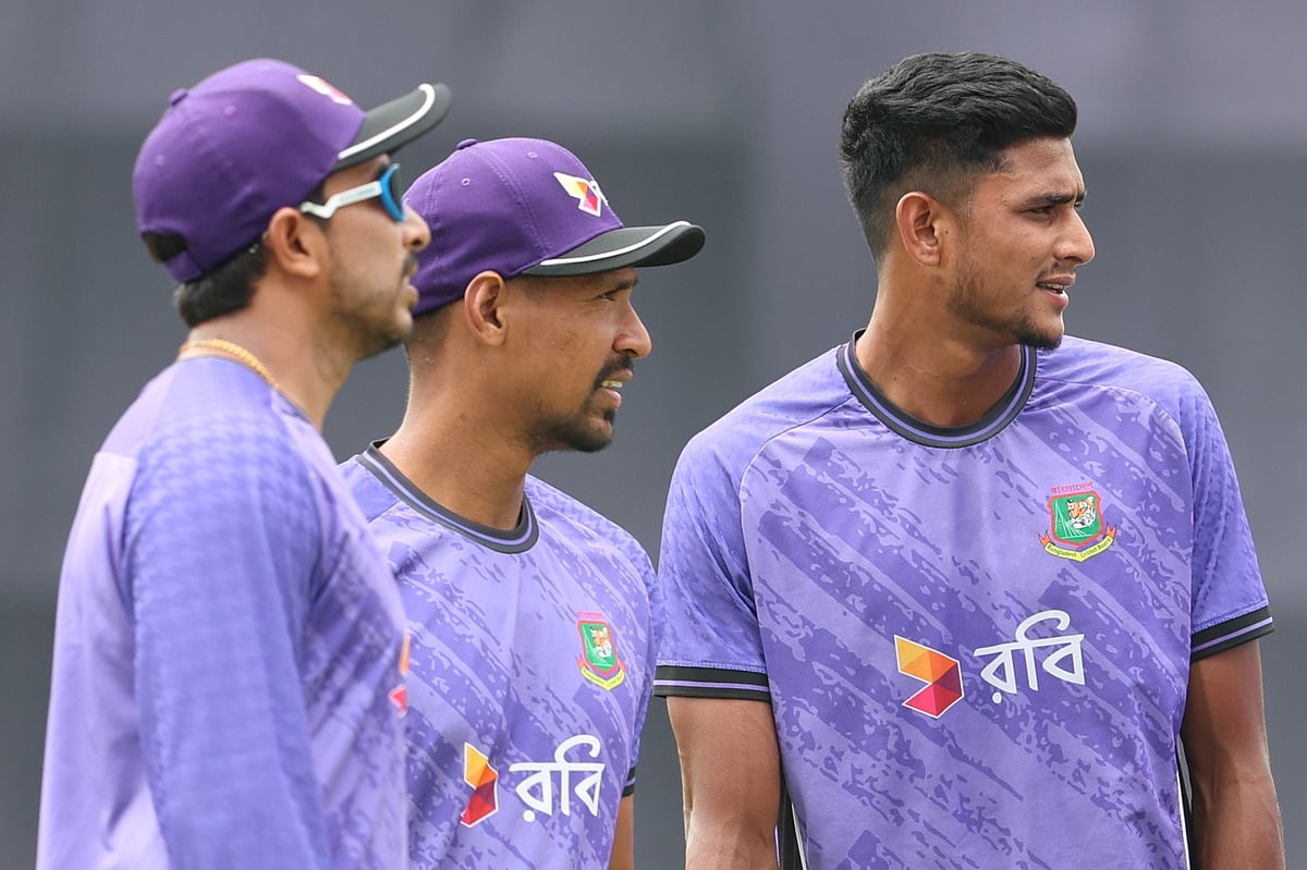 টসে হেরে ফিল্ডিংয়ে বাংলাদেশ, দলে ফিরলেন সৌম্য