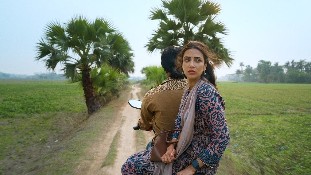 দুর্গম পথে মিম, খুঁজছেন কাকে